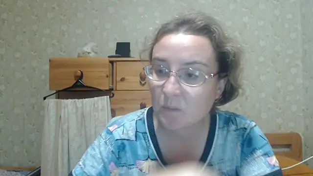 Chat +18 de Smart_Rose ao vivo