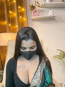 its_ur_flora's Live XXX Chat