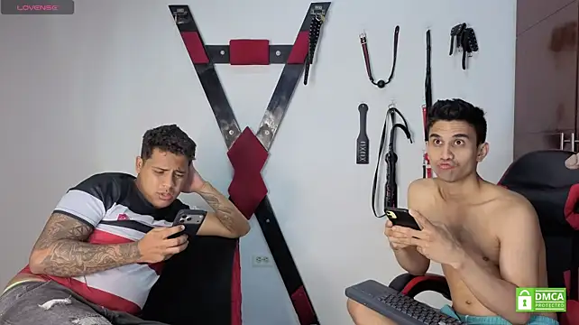 EliteBoysLive: απευθείας συνομιλία ΧΧΧ