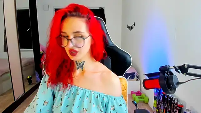 XXX chat uživo modela your_tora