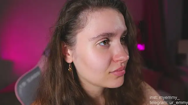 My_Emmy Adlı Modelin Web Kamerası Şovu