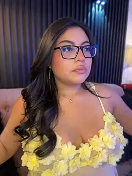 צ'אט XXX בשידור חי של Alexa_Madisson