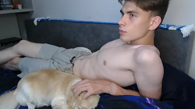 Student_Oliver Adlı Modelin Canlı XXX Sohbeti