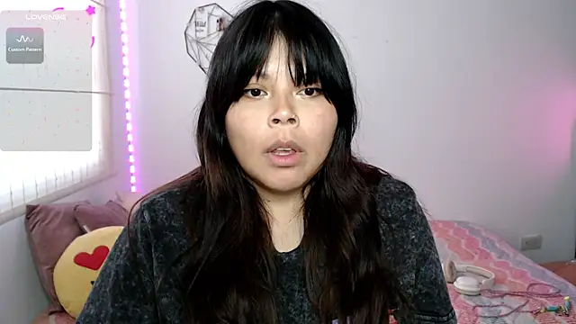 Chat XXX en directo de EllieMoonX