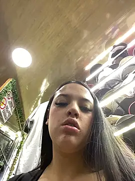 CelesteJones1 Adlı Modelin Canlı XXX Sohbeti