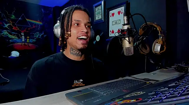 XXXRAYGAMESn Webbikameraesitys