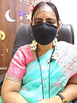 Tamil_white_beautyのウェブカメラショー