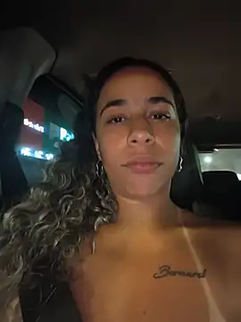 vivianeleoa Show Webcam