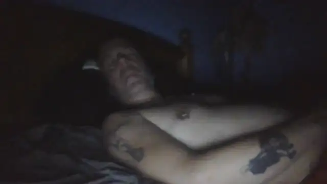 Živý XXX chat SHARPSkinhead