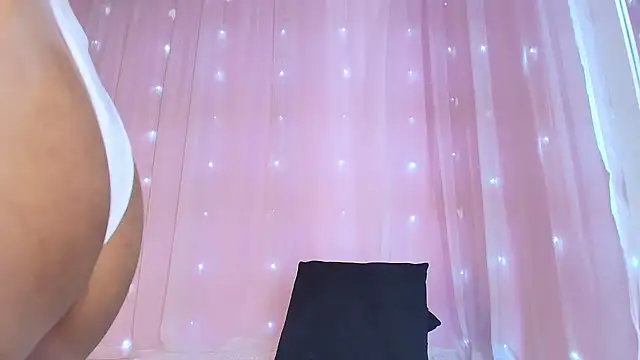 Chat +18 de SunnyGilmoree ao vivo