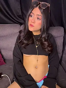 Chanel-firen Live XXX chat