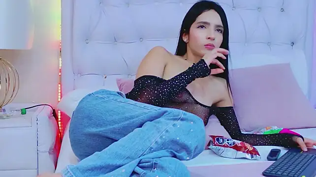 Chatroom XXX en direct de MiaSweeths