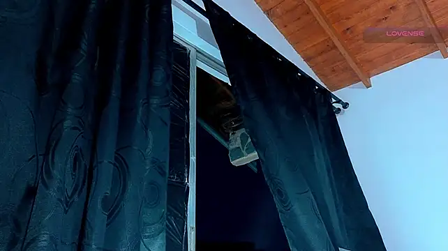 SilvaBranko Adlı Modelin Canlı XXX Sohbeti