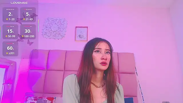 Chat +18 de kloebunny ao vivo