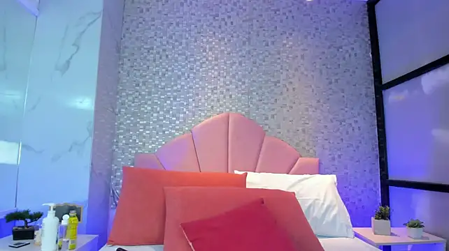 AshleyBaker1 Chat XXX live