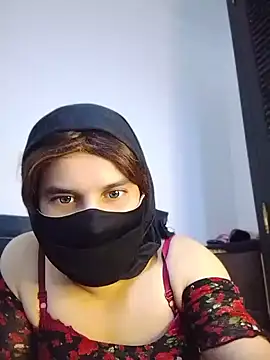 Banouti_23 Adlı Modelin Web Kamerası Şovu
