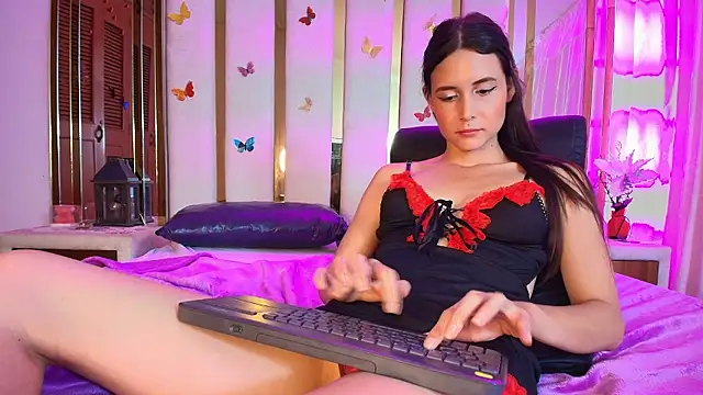 Czat XXX na żywo – AmeliaRousse