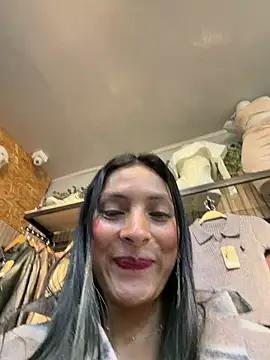 Cami_Leon2's Live XXX Chat