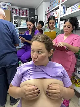 kandalove Adlı Modelin Canlı XXX Sohbeti