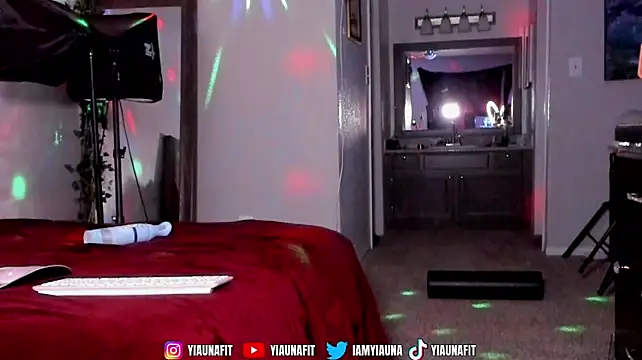Chat +18 de yiauana ao vivo