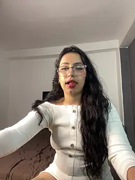 Chat XXX ao vivo de Lily_Milk