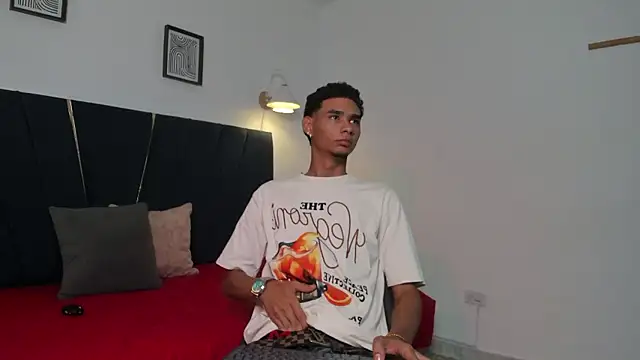 kenix_cum23 – Kamerová šou