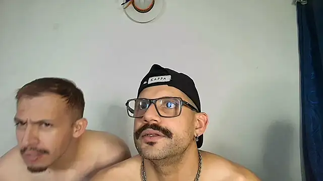 Chat XXX ao vivo de Benjamin_show