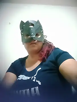 Saramilf36 – webcam-show