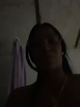 FlorSalvaje_ Chat XXX live