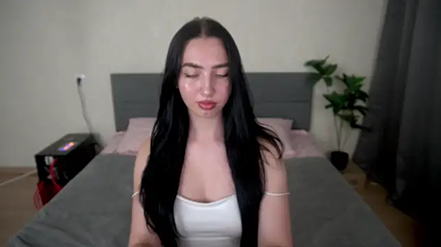 Chat +18 de WildKittenX_ ao vivo
