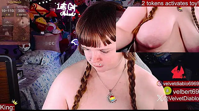 VelvetDiablo's Live XXX Chat