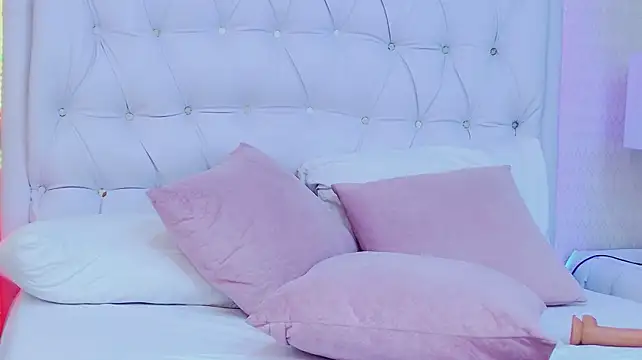 Chat +18 de MiaSweeths ao vivo