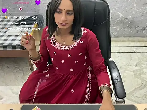 Show modela LuvLayla na web-kameri