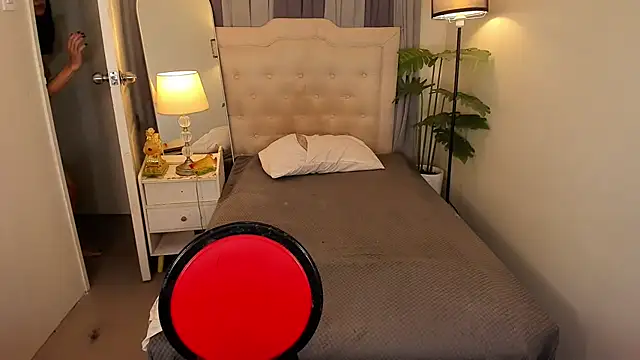 HugeCocoCock Pertunjukan Webcam