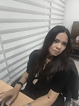 Онлайн чат XXX Cami_Konor