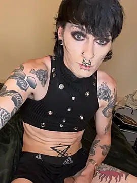 Онлайн чат XXX GothSadist