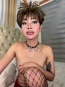 Innocent_yanixx69 webcam show