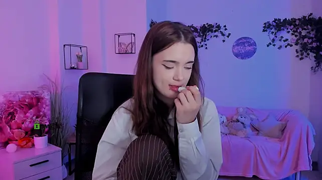 liana_kissesのライブXXXチャット