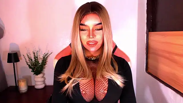 NataliaFernandezz Adlı Modelin Canlı XXX Sohbeti