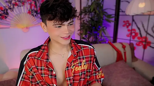 PRINCE_STEV Adlı Modelin Canlı XXX Sohbeti
