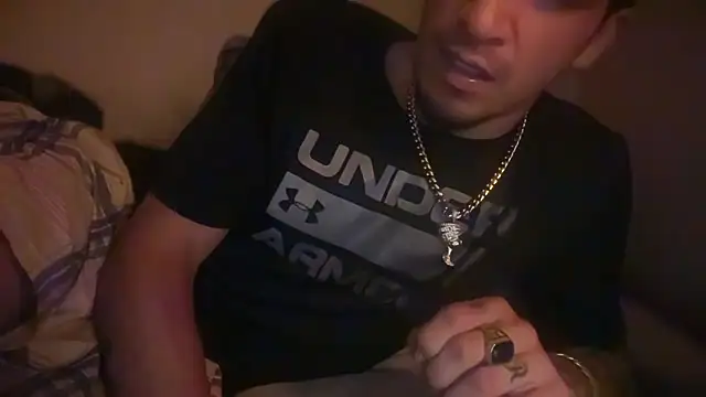 Živý XXX chat badboy366