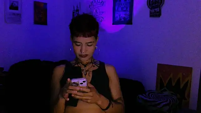 alex_one888 élő XXX-chatje