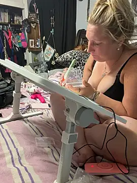 sweetkacibaby লাইভ XXX চ্যাট
