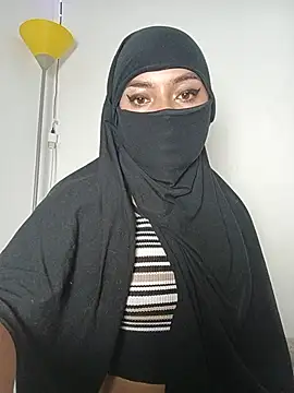 Samira_1 Adlı Modelin Canlı XXX Sohbeti