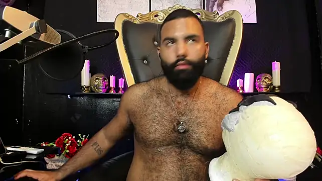 BeardAndrew live XXX chat