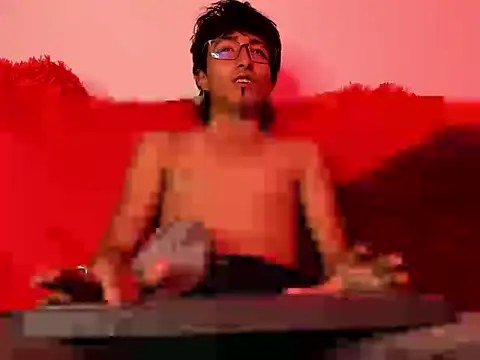 צ'אט XXX בשידור חי של Asmodeus_Goetia_CS