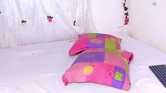 EvelynLuxx লাইভ XXX চ্যাট