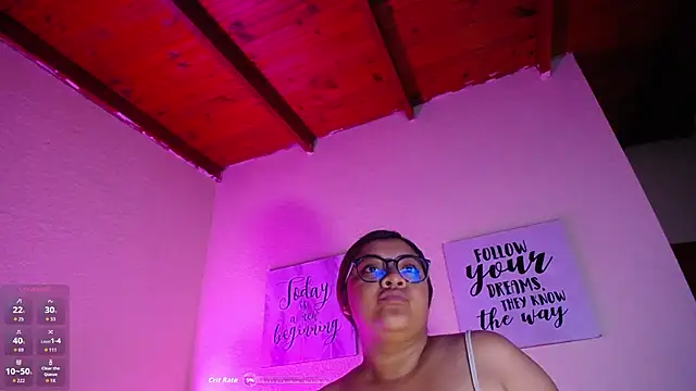 Chatroom XXX en direct de MeghanBurn
