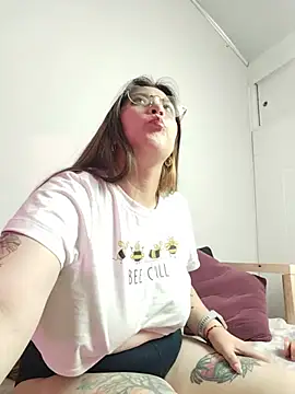 Chatroom XXX en direct de kattyhot421