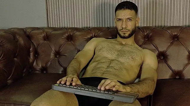 Jacob_Benelli Chat XXX in diretta